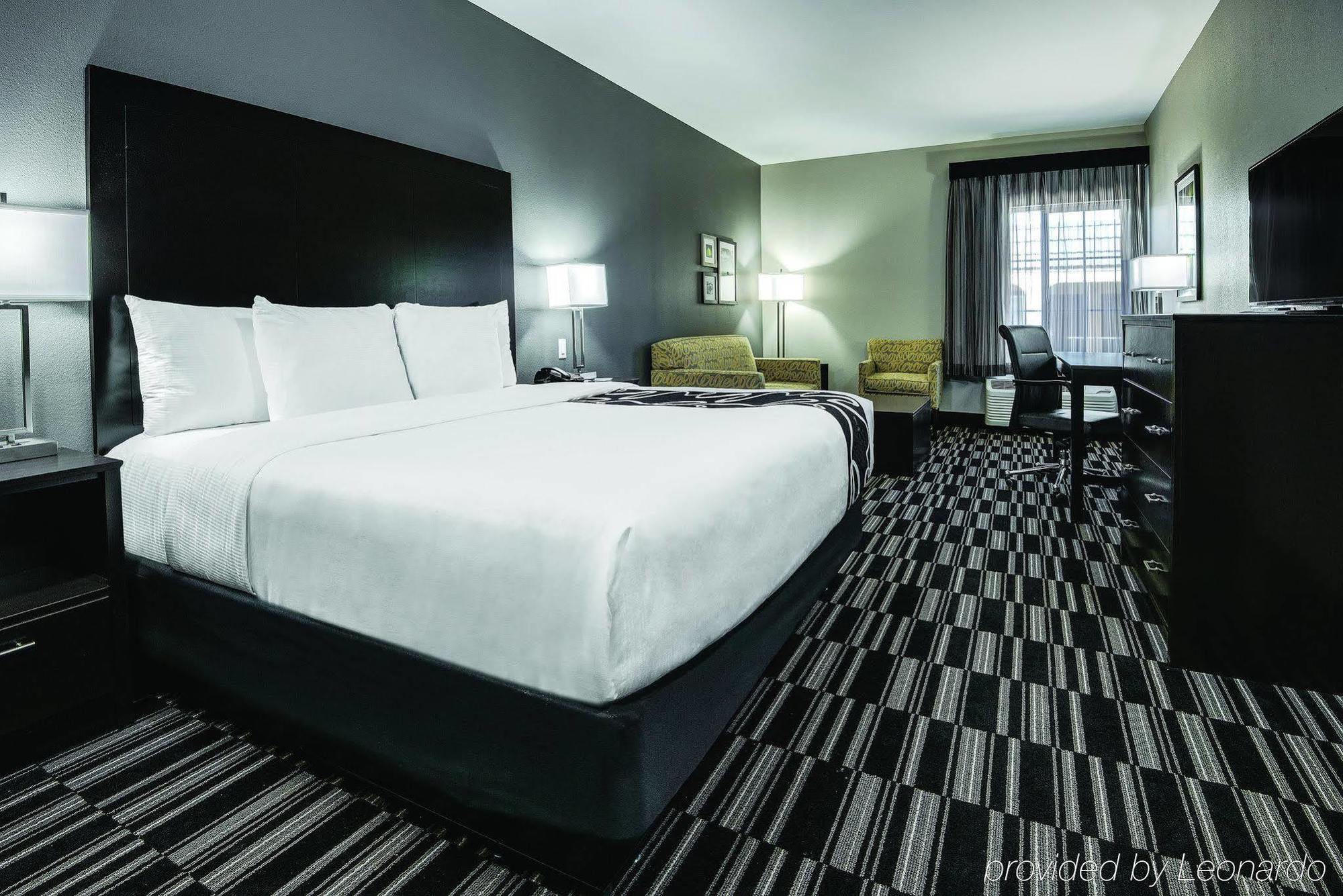 La Quinta By Wyndham Fort Worth West - I-30 Экстерьер фото